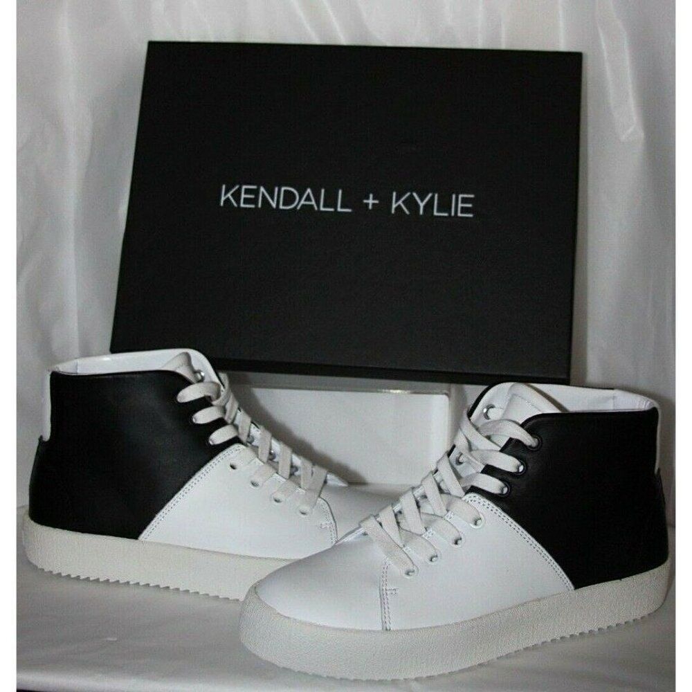 Kendall + Kylie Women's 8.5 Dylan White/ Black Hi top sneakers - Display